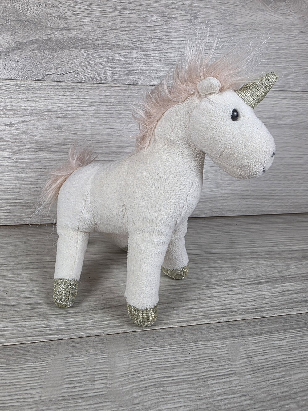 MON AMI Plush Unicorn Plush w Gold Metallic Horn and Hooves SU25
